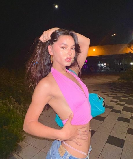 Beca Michie art star image