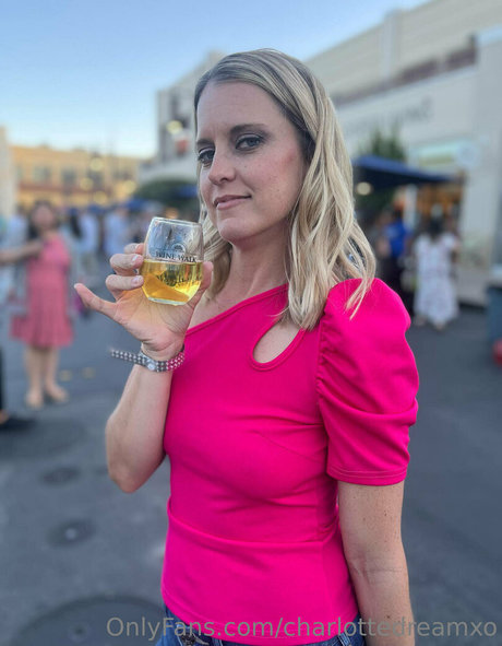 charlottedreamxo high quality star photos