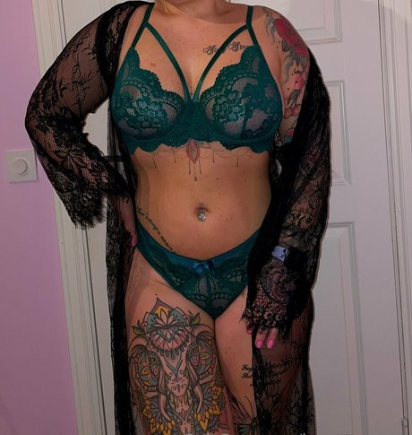 bootybarbiee best actress galleries