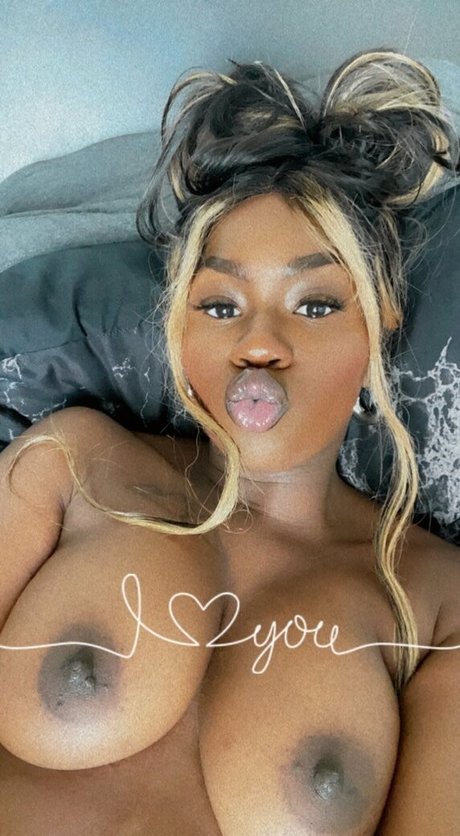 rudumb nude pornstar pic