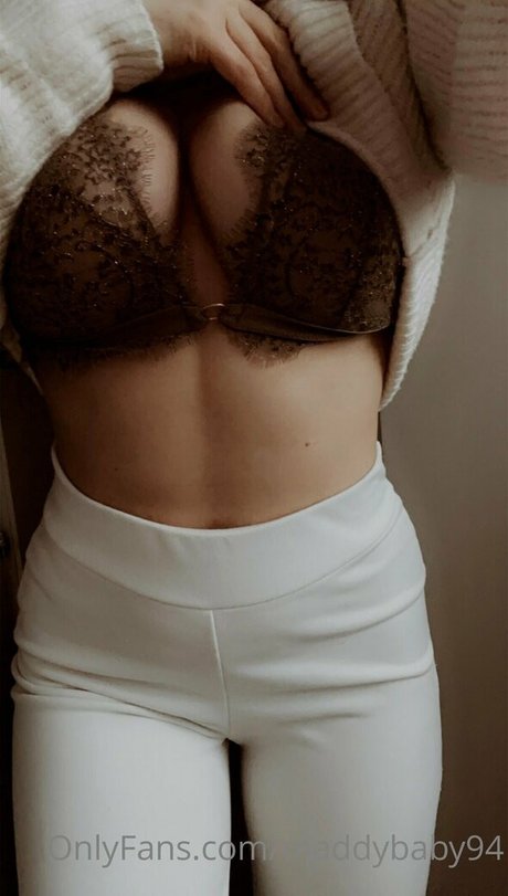 maddybaby94 star porn photo