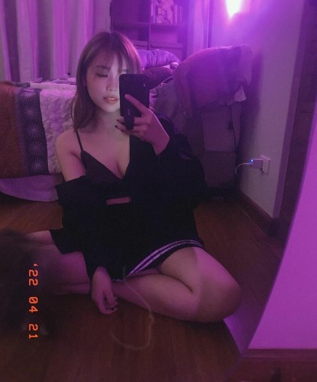 sadparu star naked pictures