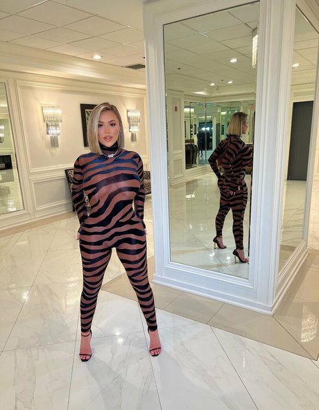 Halle Payne beautiful pornstar galleries