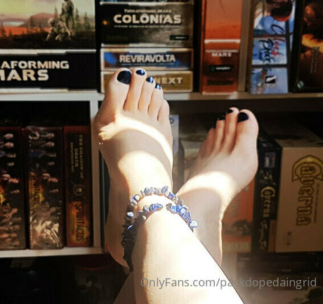 packdopedaingrid beautiful model pictures