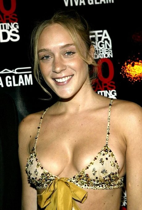 Chloe Sevigny star art images