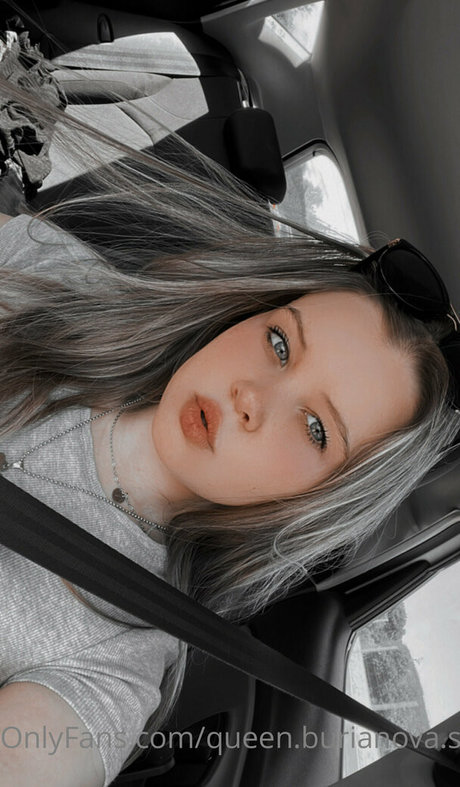 free top queen 1 art model galleries