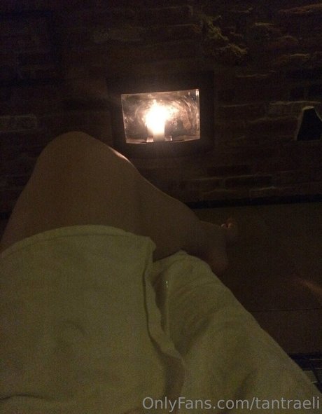 tantraeli nudes model pics