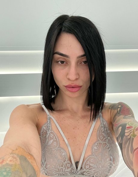 roselinllanes pornstar erotic image