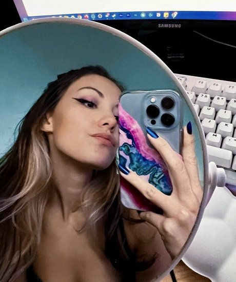 Echochlo model picture