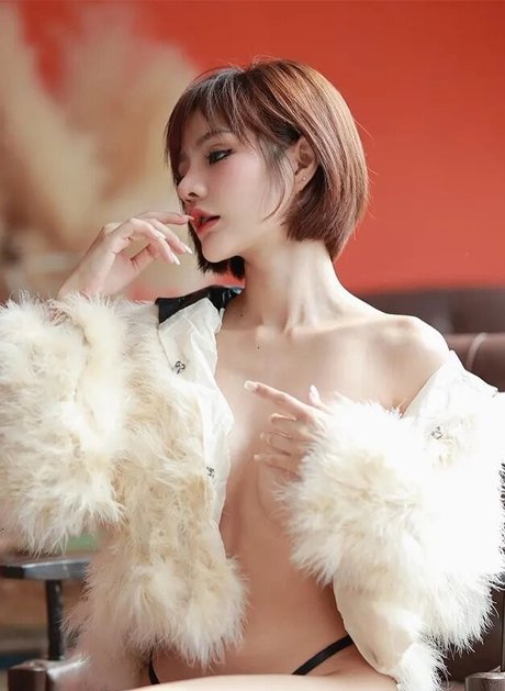 Kaijeaw Sirinrat model free gallery