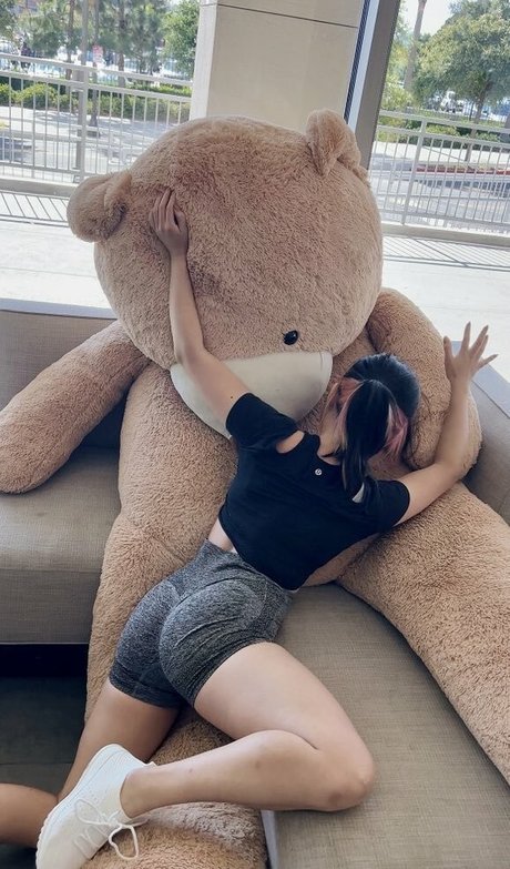 Marin Chan pornstar art pics