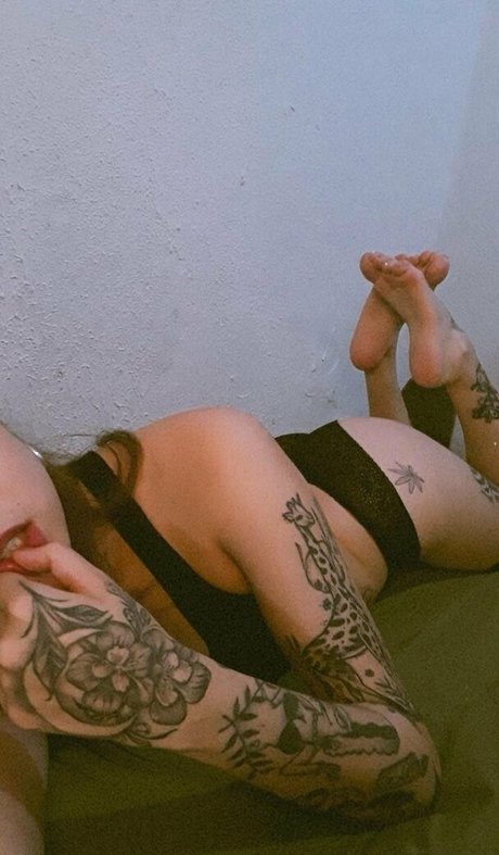 alinekimfree xxx pornstar photo