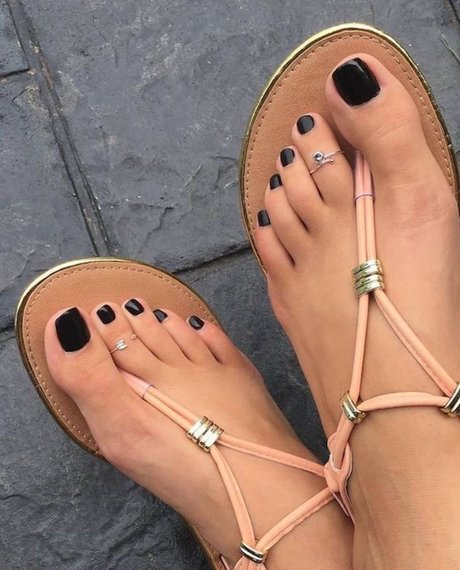 Giulia Merea art star photo