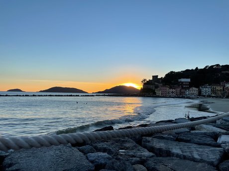 Giulia Merea pretty pornstar image