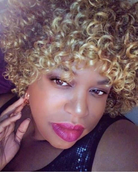 Nici S model xxx pic