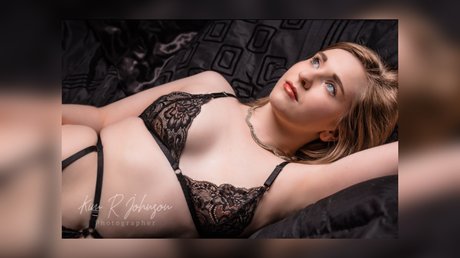 LADYLOUNICORN best pornstar photo