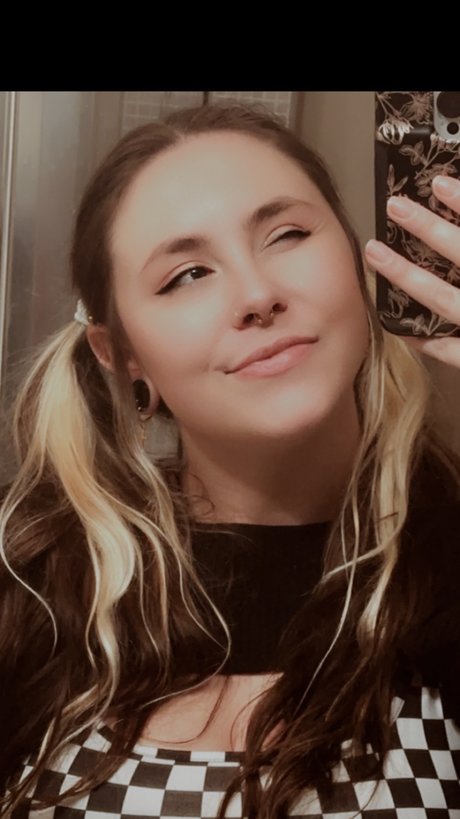 Ducky_ exclusive star pic