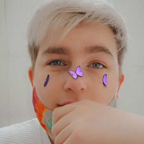 Kinkyboi1999 model perfect pics