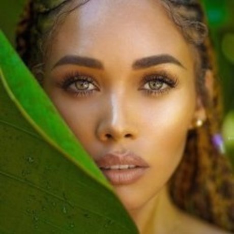 Kreesha Turner model porn img