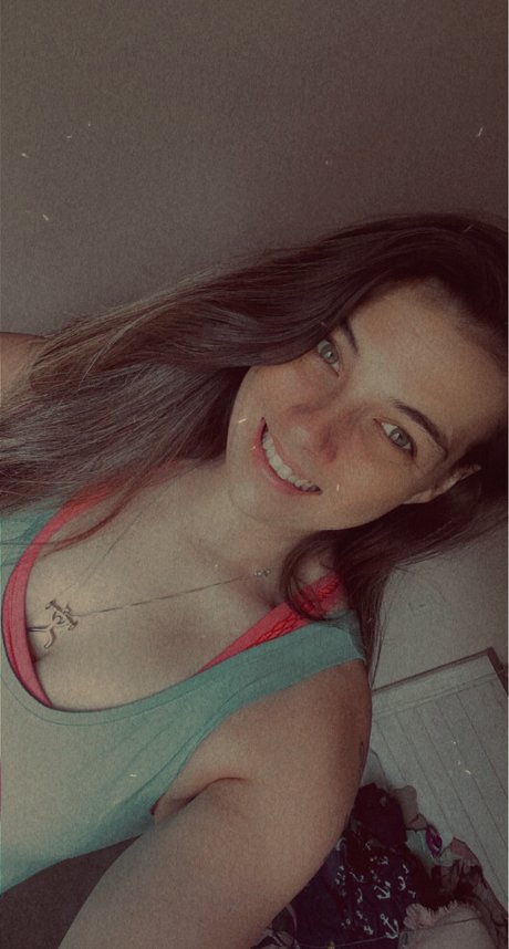 Jessie Summer porn actress picture