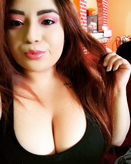 Itzel Palacios porn model photos