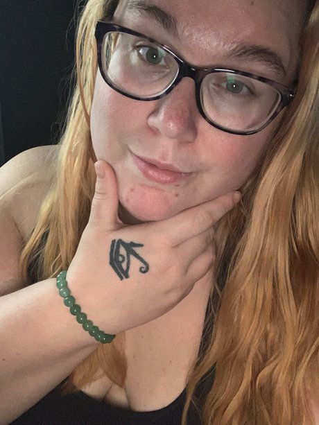 Freaky Latina_ beautiful star pics