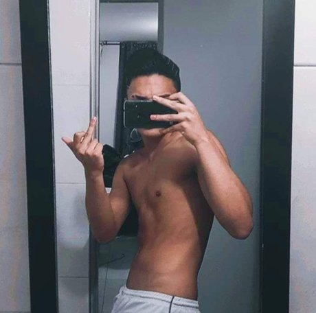 Sebastian Beer nude star galleries