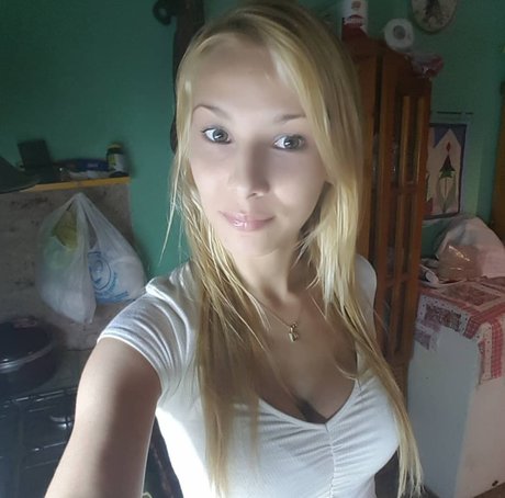 Deborah_ model nice image