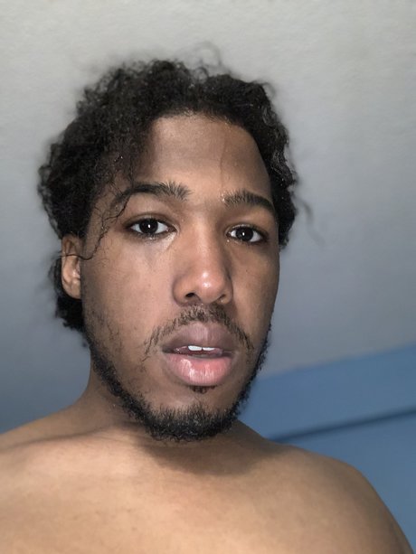 Nauti E hot pornstar galleries