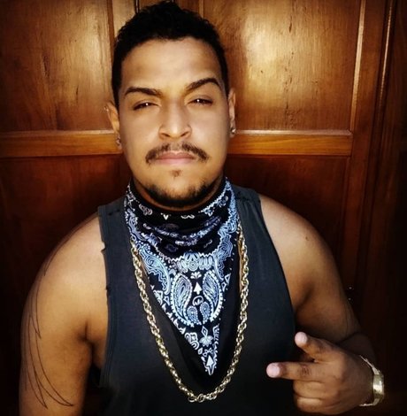 Andr Augusto star art photos