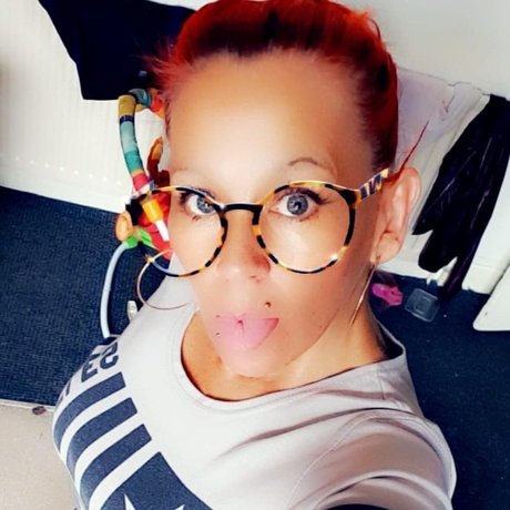 Karen macgregor top model image