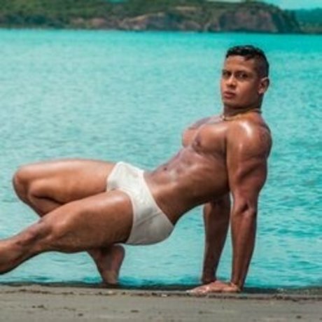 DominicWolfXxx pornstar sexy gallery