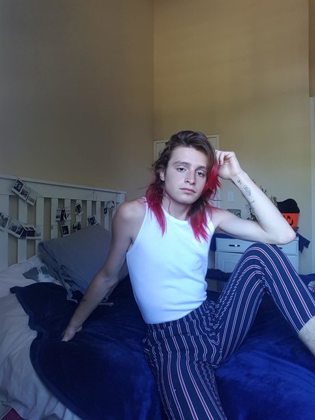 Victor Leil nude model pictures