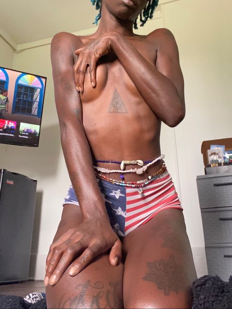 J Nastii exclusive star pictures