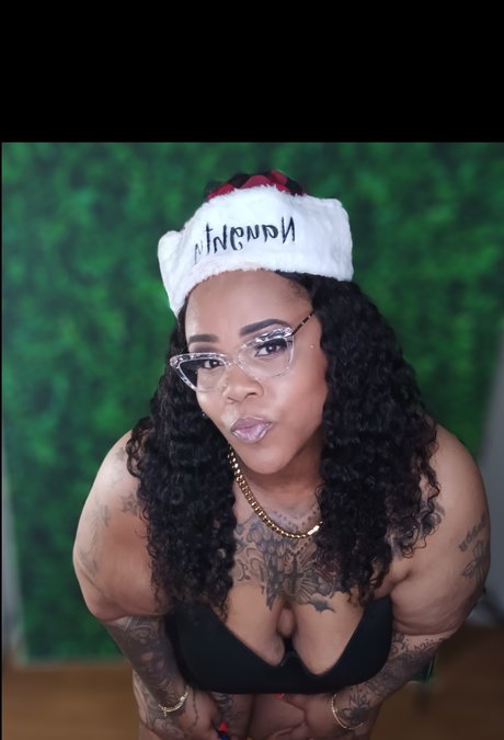 Tatted diamond hot star picture