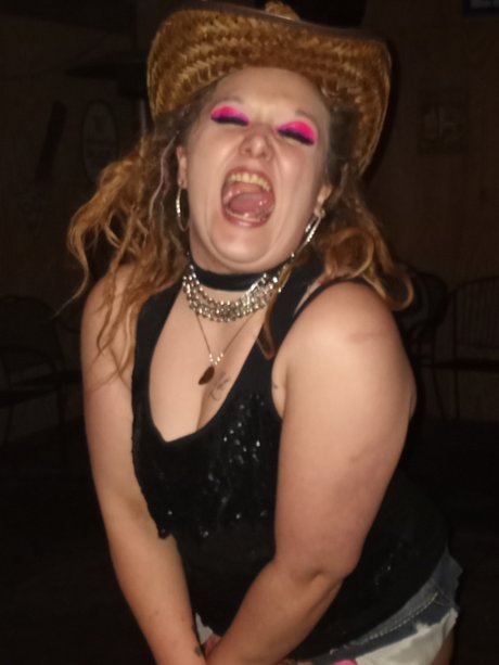 Lillith Dancer model pornographic pictures