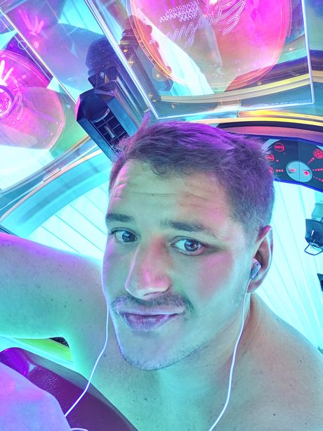 roenny droenny pornstar erotic image