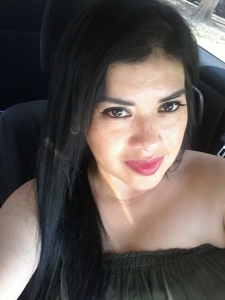 Labella1603 hd pornstar pictures