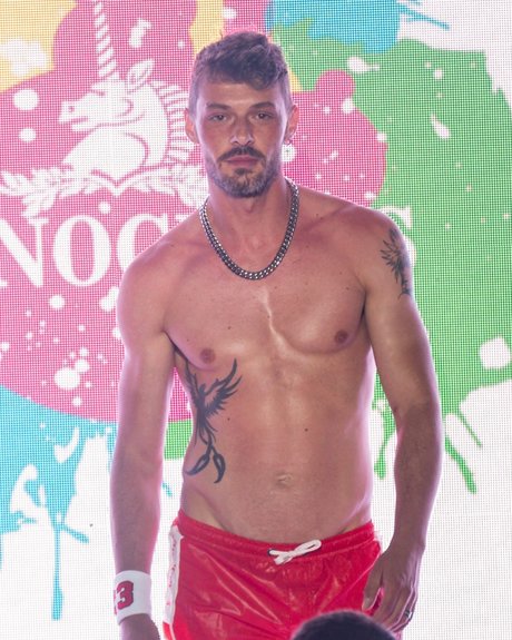 RoXaS pretty pornstar pics