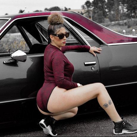 Mandi_ sexy model image