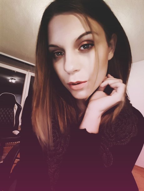 HONEY POT nude model pics