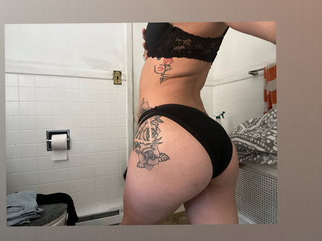 Sweet But Deadly_ free pornstar images