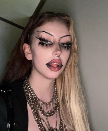 cheri amor_ nude actress image