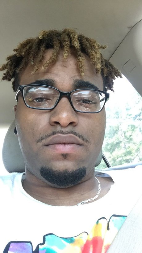 Darius Blue erotic actress photos