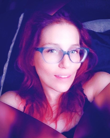 Mistress BonBon pornstar perfect archive