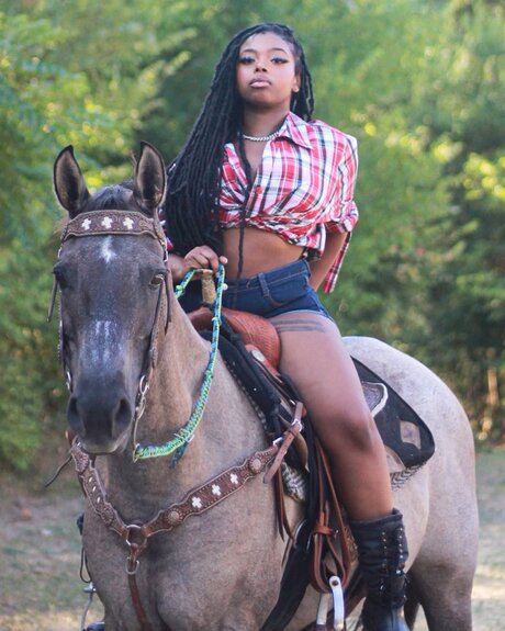 TOP TIER TOES star adult images