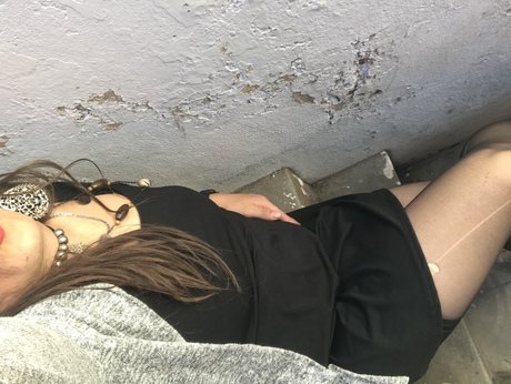 rominita model nude images