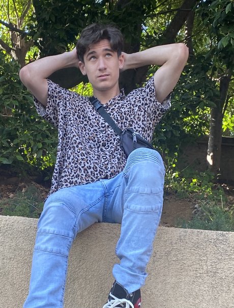 Tony lovelocks perfect star img