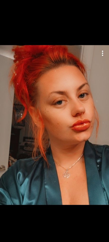 Katina Wonderlick sexy star image