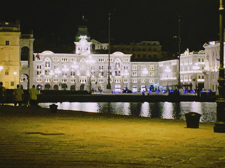 theundeaddom model perfect photo